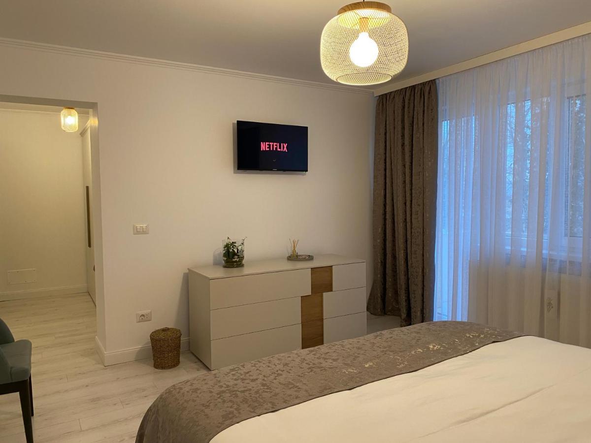 Cosy Apartments & Bistro Pufesti Ngoại thất bức ảnh