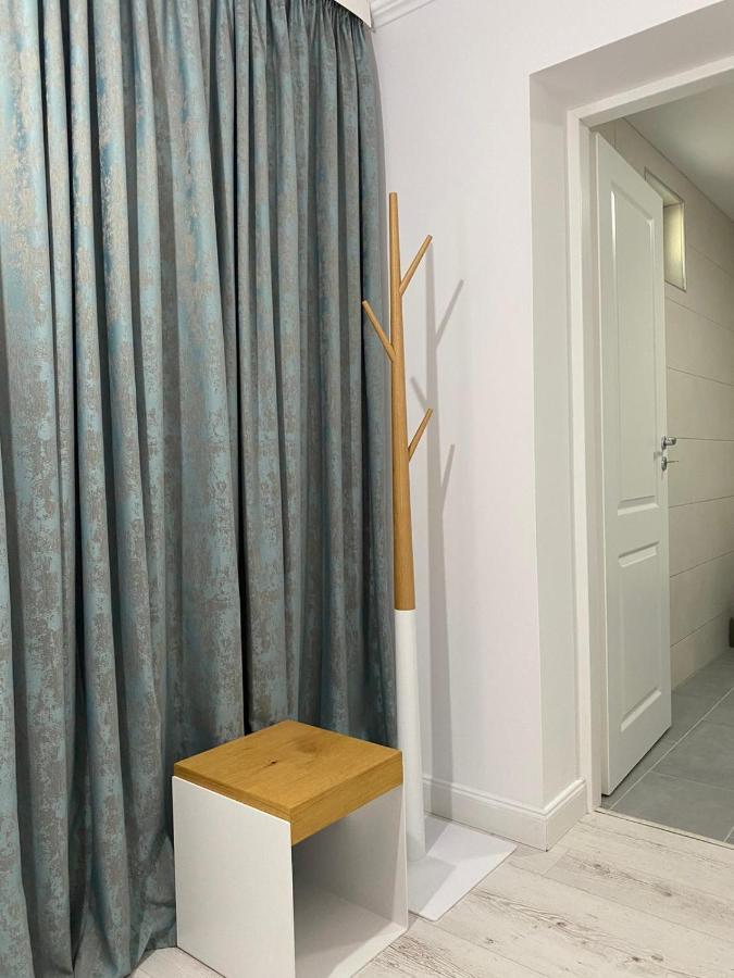 Cosy Apartments & Bistro Pufesti Ngoại thất bức ảnh