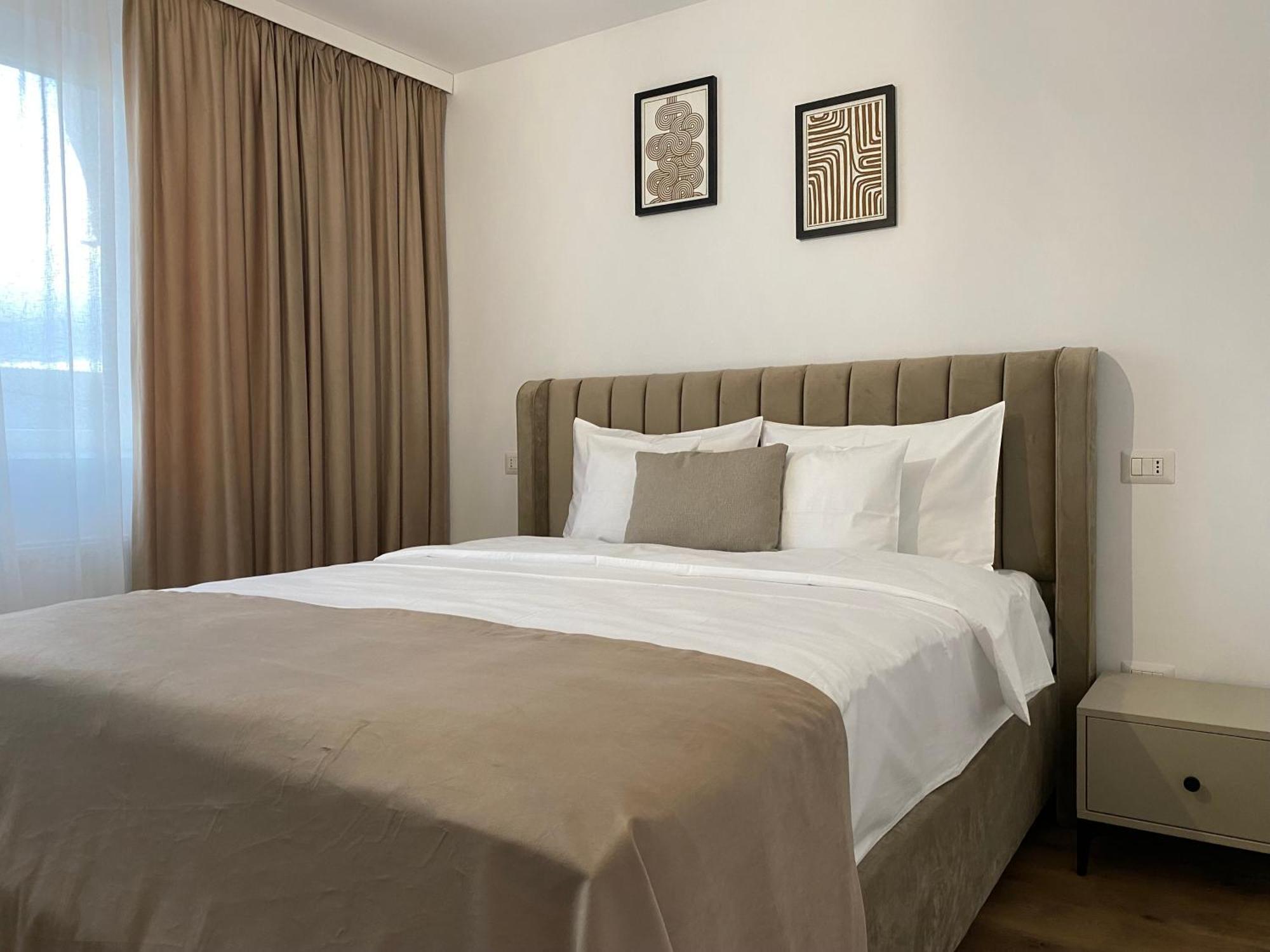 Cosy Apartments & Bistro Pufesti Ngoại thất bức ảnh
